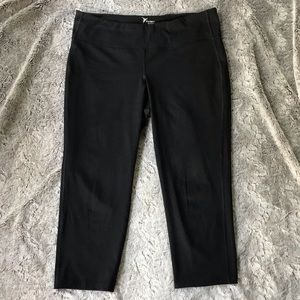 Old Navy black capri leggings